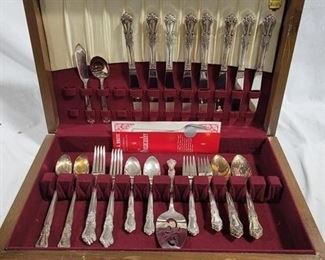 808 - 50 Pcs Rogers Sectional silverplate in box
