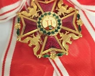 827 - Order of Saint Stanislaus medal with ribbon & box
