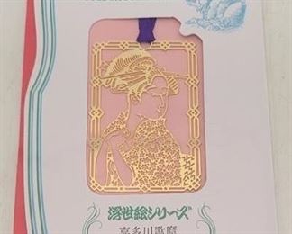 829 - 2 Oriental golden bookmarks
