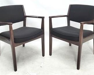 831x - Matched pair Boling mid-century arm chairs 31.5 x 23.5
