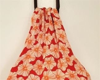838 - Vintage floral bag, bakelite handles 16 x 12

