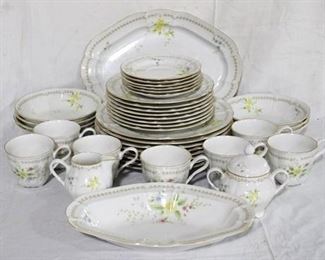 896 - Nikko 40 pc China Supreme set
