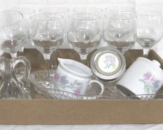 927 - Tray of Assorted Items
