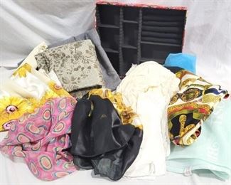 1021 - Group scarves & etc
