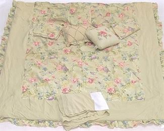 1030 - Mary Jane Home queen size bedding
