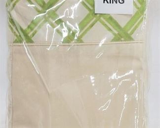 1033 - King size sheet set, new
