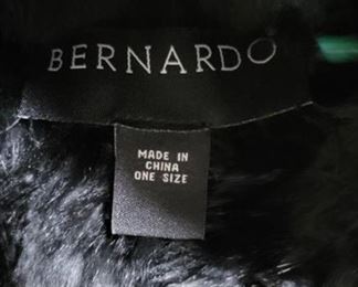 1035 - Rabbit fur cape
