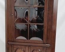 1055x - Pennsylvania House bubble glass corner cupboard dental mold at crown, unsigned, no tag 78.5 x 42 x 24
