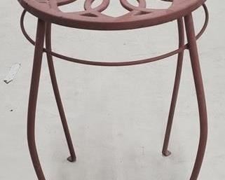 1453 - Metal plant stand, 21 x 16

