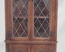 2025 - English carved oak leaded glass corner cabinet 64 x 27 x 14.5
