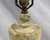 2635 - Vintage alabaster 24" table lamp
