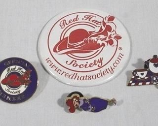 2658 - Red Hat Society pocket mirror & 3 pins
