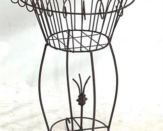 4023 - Garden Decorative Metal Planter 20 x 27
