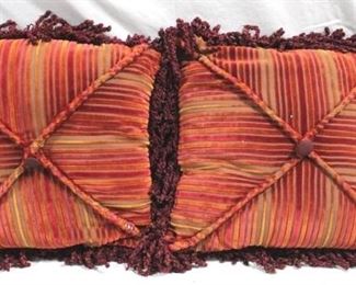 6230 - Pair accent throw pillows - 16 x 16
