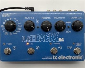 tc Electronic Flashback X4 Delay/Looper Pedal