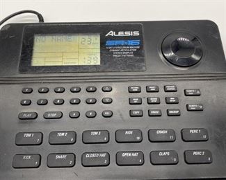 Alesis SR-16 16 Bit Drum Machine Dynamic
