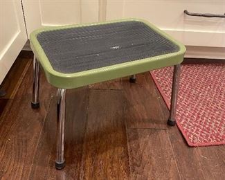 Vintage olive green step stool