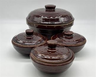 (4) Marcrest Daisy & Dot Stoneware Lidded: 6/11
3- Covered Casseroles
1- Dutch Oven
