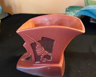 Vintage Roseville Silhoutte