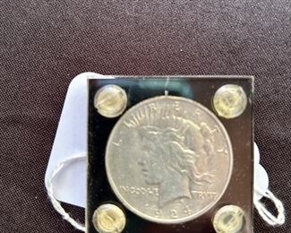 US Coins 1924 Peace Dollar