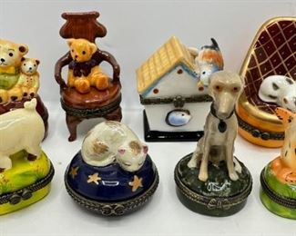 8 Enamel Miniature Trinket Boxes
Lot #: 38