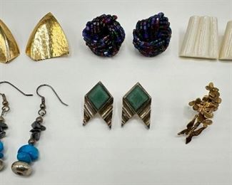 14 Pairs Earrings, Some New, Some Vintage
Lot #: 98