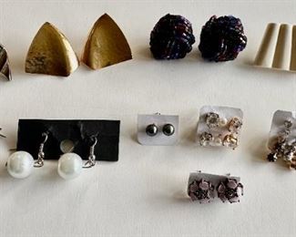 14 Pairs Earrings, Some New, Some Vintage
Lot #: 98