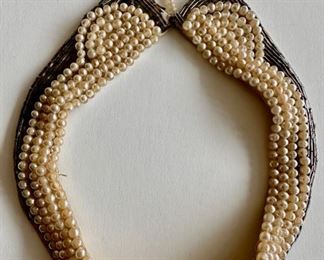 Vintage Pearl Collar
Lot #: 24