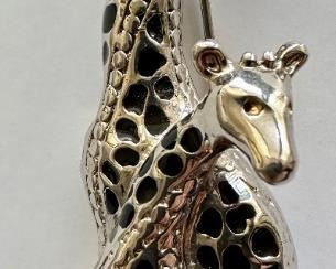 13 Vintage Animal Brooches Pins, Some Articulated & 2 Pendants Including Jadeite Rooster
Lot #: 59