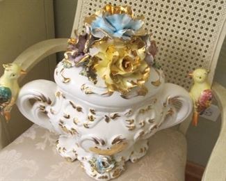 Vintage Capidomonte Tureen