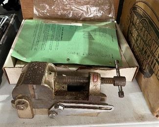 tools vises 