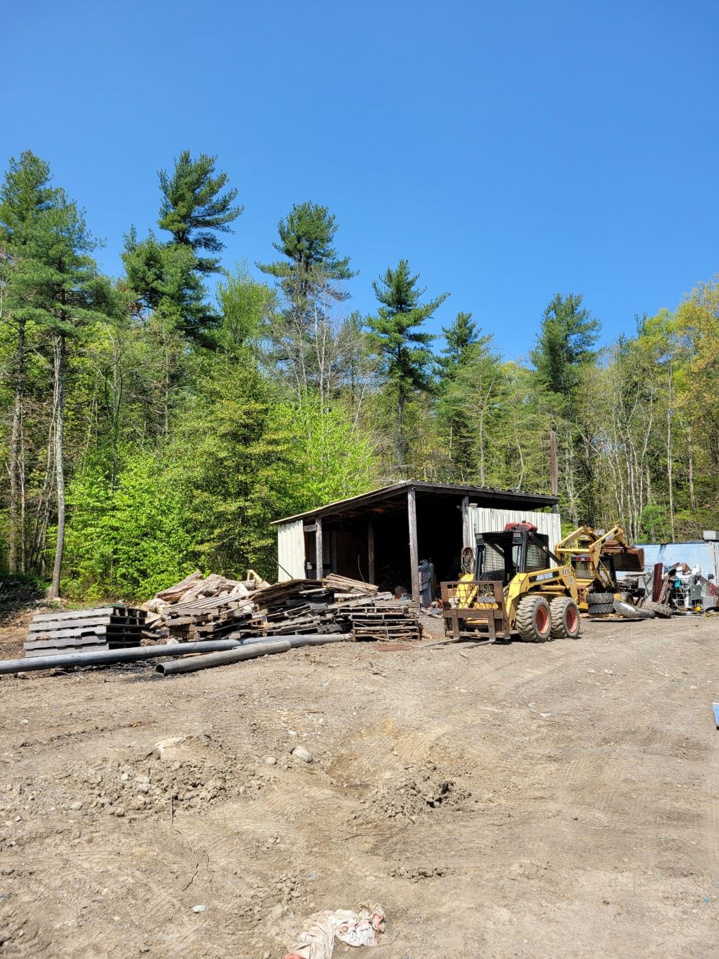 PACKED PICKERS BERKLEY LOG CABIN ESTATE SALE... starts on 6/11/2023