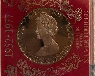 Queen Elizabeth Coin Silver Jubilee