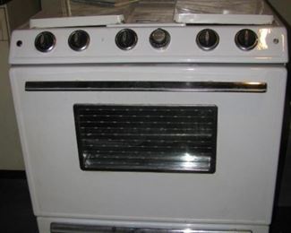 Vintage gas (not sure of working order)