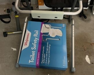 Walgreens Toilet Safety Rail 