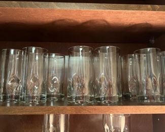Set a 10 drinking glass