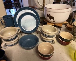 Harry & David Large Moose Bowl