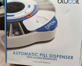 Blucoil Automatic Pill Dispenser with Medication Alarm