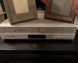 Polaroid DVC VCR COMBO player VHS player
