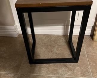 Small table 