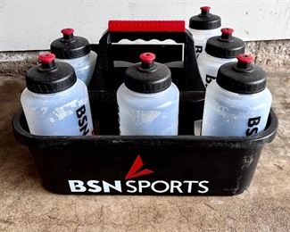 Sports water bottle caddy