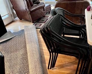 Outdoor rug and chairs