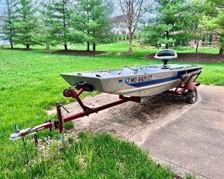 Bass Tracker Boat with Boat Trailer