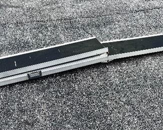 Folding lawnmower ramps