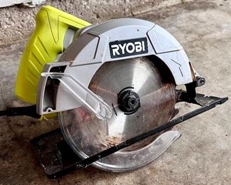Ryobi saw