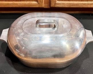 Very Large Vintage Wagner Ware Sidney-O Magnalite Roaster