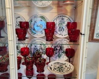 A Christmas Carol by SHENANGO
Dickens Scenes, Green & Black and several sets of ruby red glasses