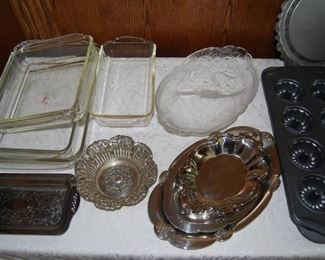 BAKEWARE AND SILVERPLATE PIECES