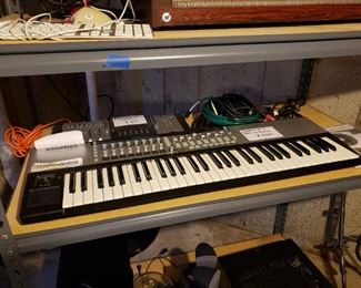 Novation 61SL MkII midi keyboard