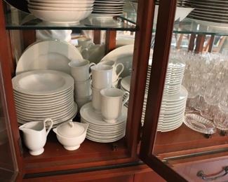 MIKASA CLASSIC FLAIR WHITE FINE CHINA DINNERWARE 